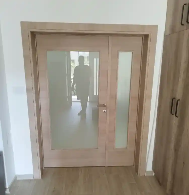 asimetrična dvokrilna vrata svetli hrast