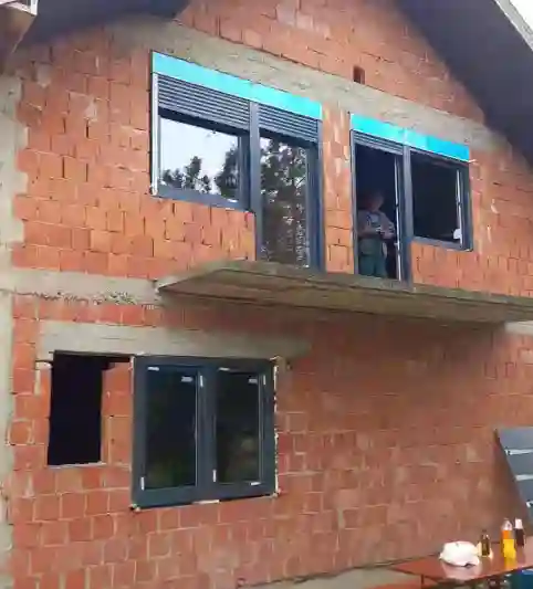 Nova alu stolarija u crnoj boji, Temerin.