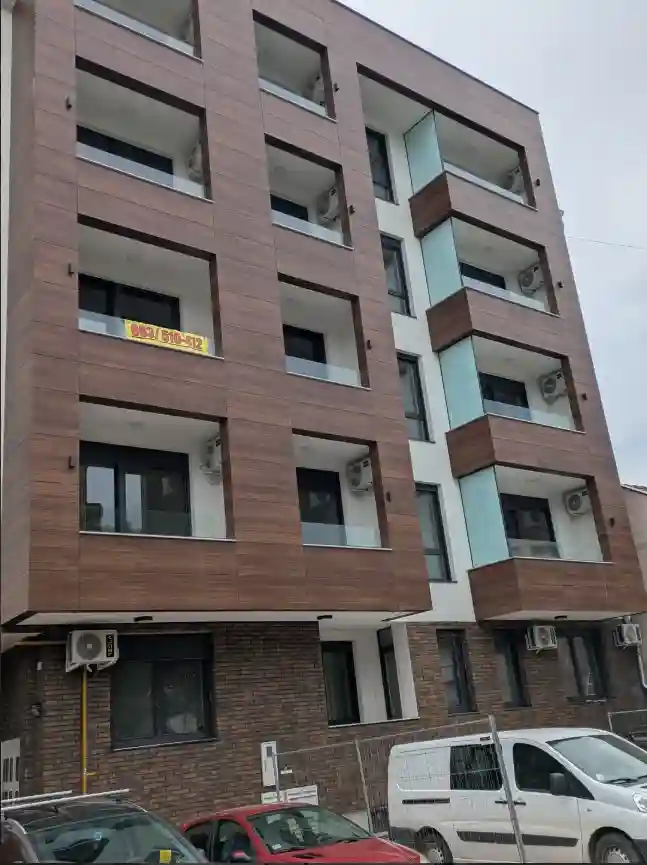 zastakljivanje terasa zgrade